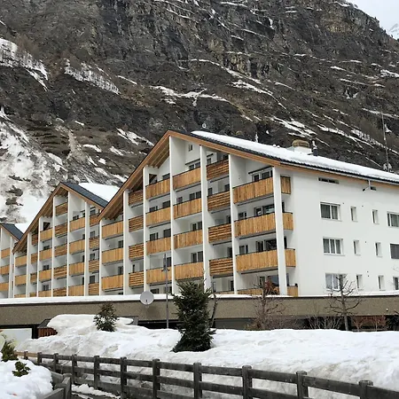 Center By Inspiring Places דירה